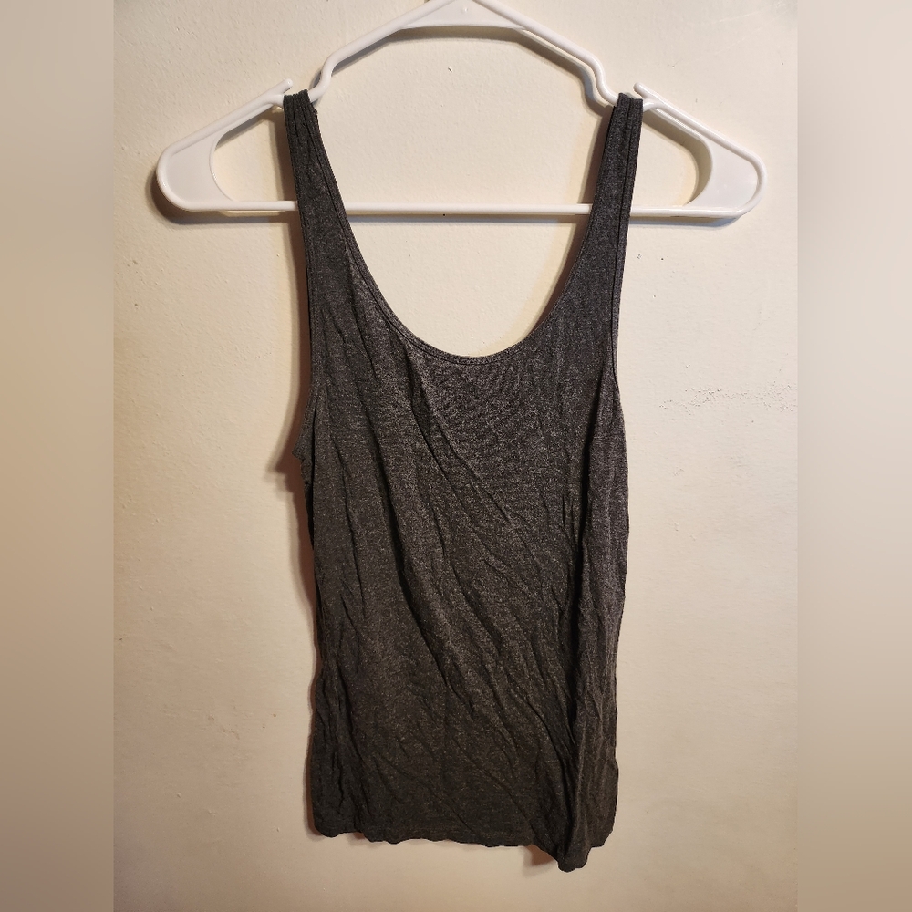 Gray tank top